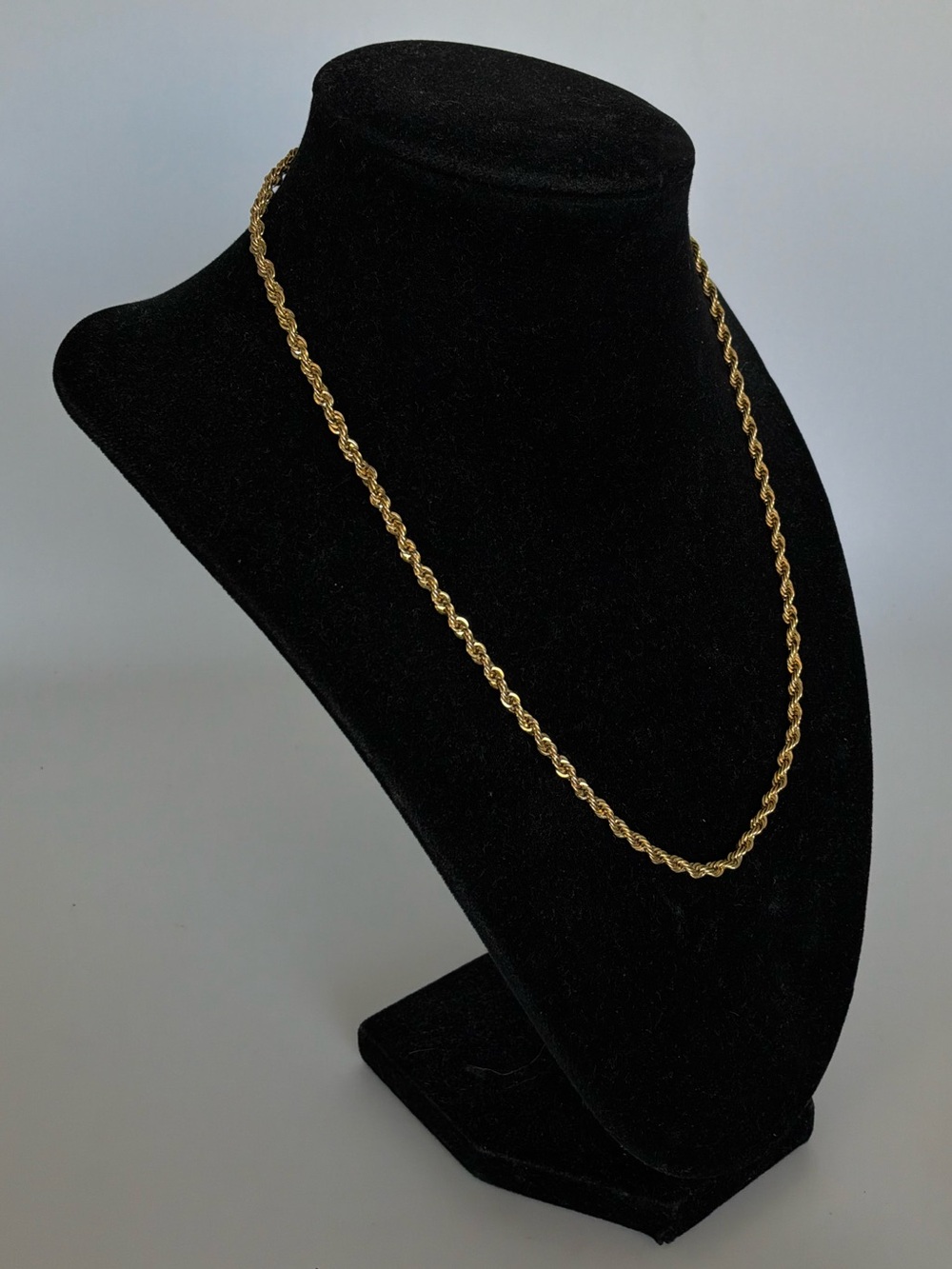 Classic Gold Rope Chain Necklace - Gold - Picture 2 of 7